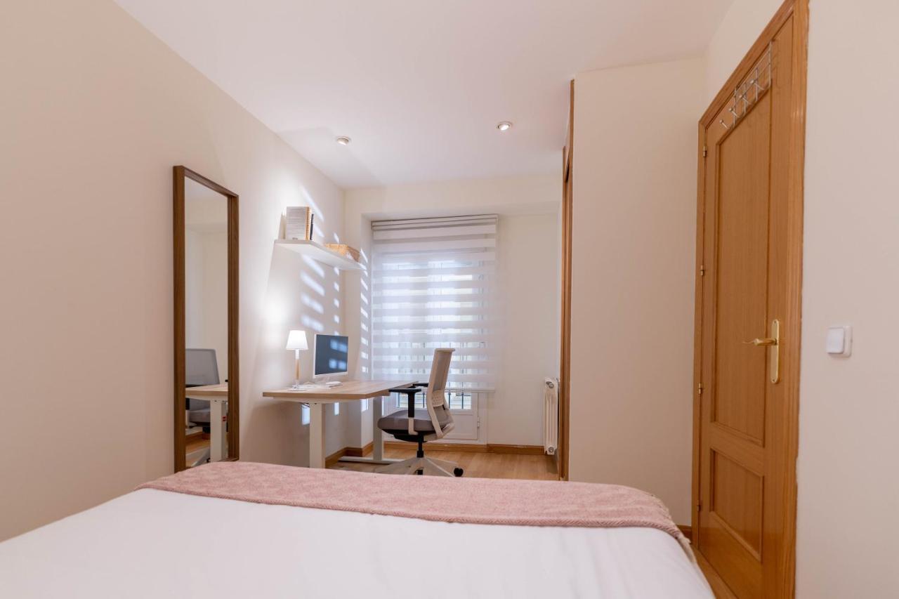 Amazing Apartment In Huertas Madryt Zewnętrze zdjęcie